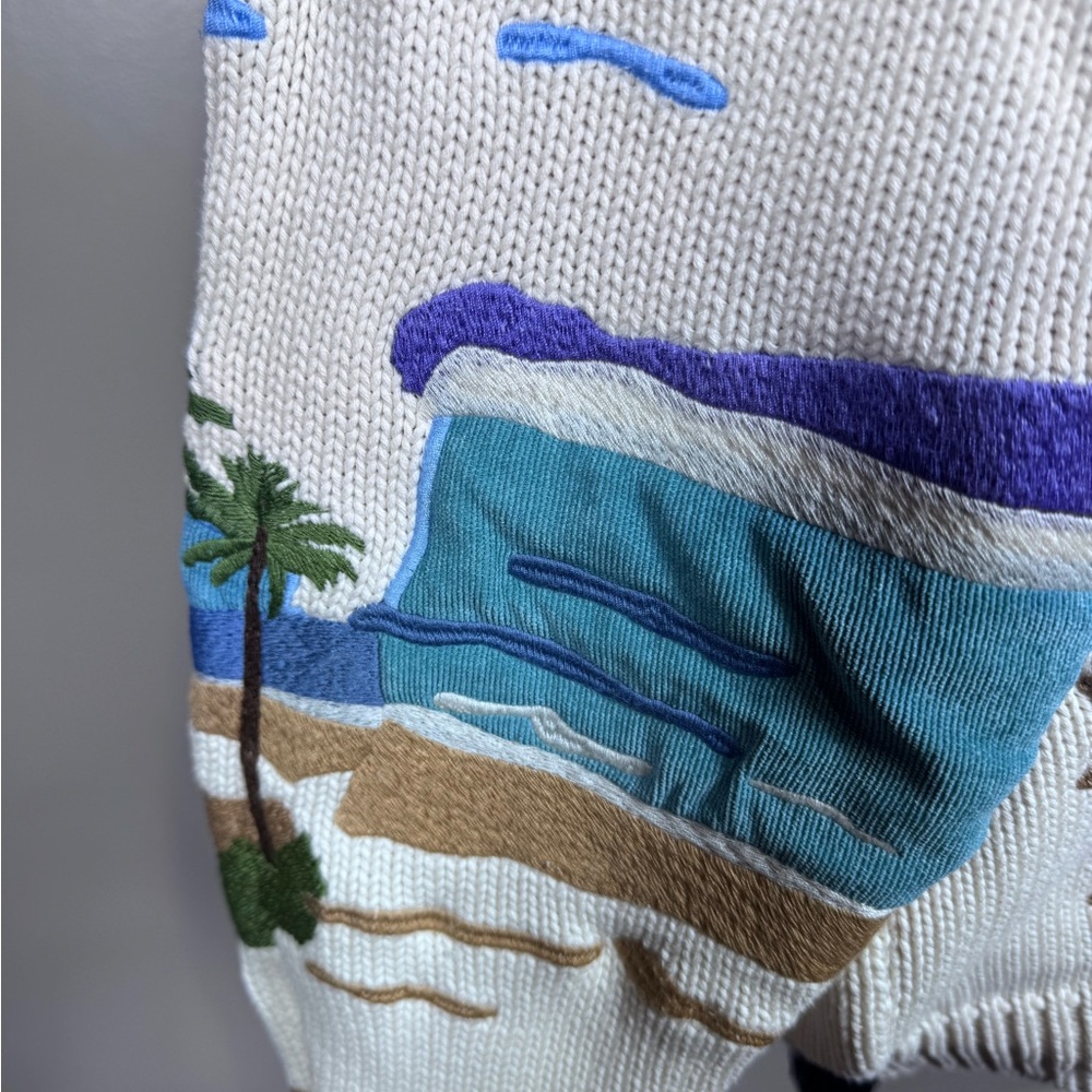 YITAI White Santa Monica Pier Beach Embroidered Sz L Crew Neck Pullover Sweater - Picture 5 of 12